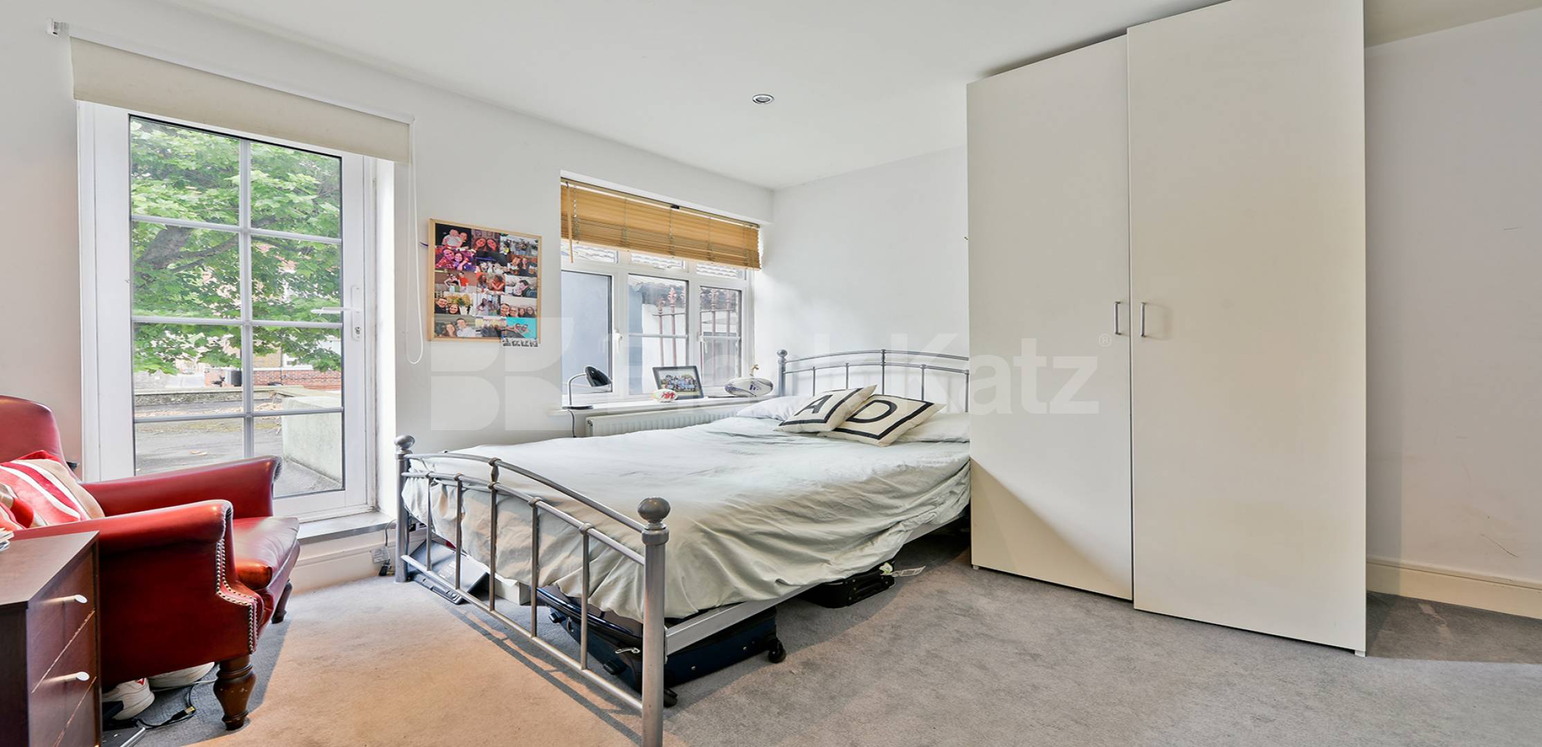 By the corner of the ever fashionable Bermondsey Street + gorgeous roof terrace  Decima Street , London Bridge 